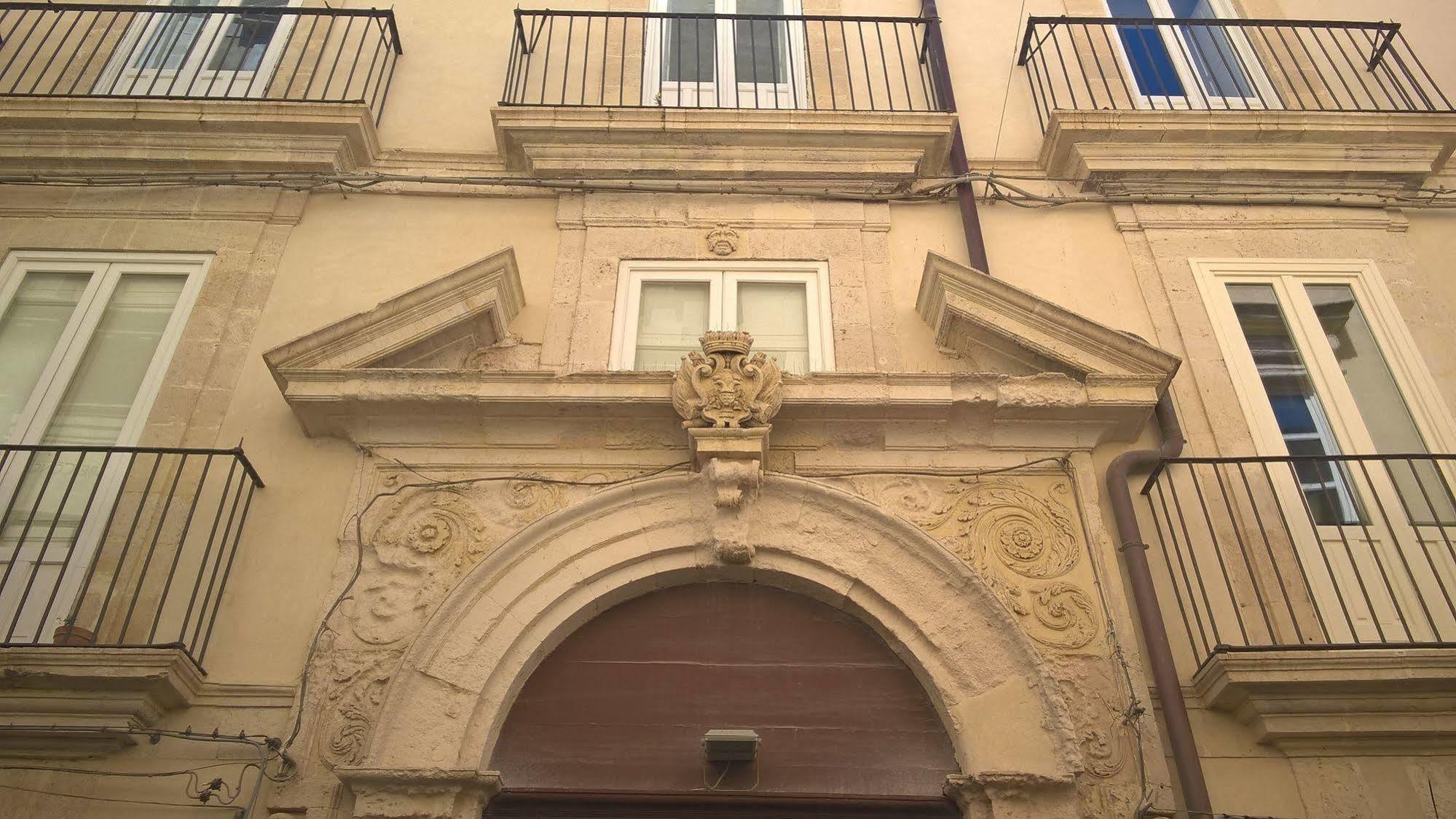 B&B Casa D'Alleri Syracuse Bagian luar foto